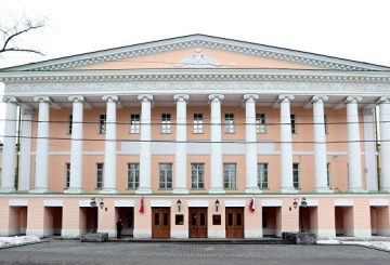 Мосгордума обсудит законопроекты о вейпах и алкоэнергетиках
