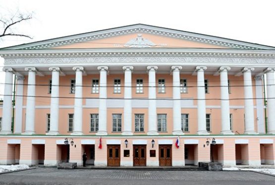 Мосгордума обсудит законопроекты о вейпах и алкоэнергетиках