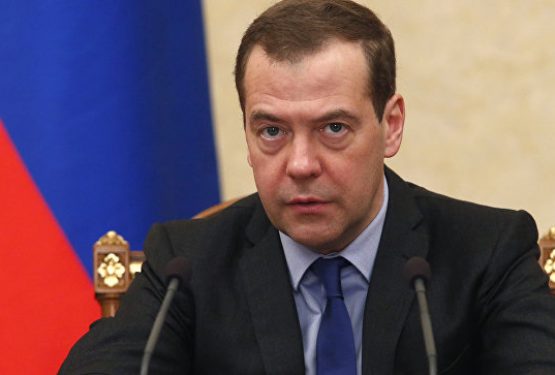 Медведев встретится с руководством Совета Федерации