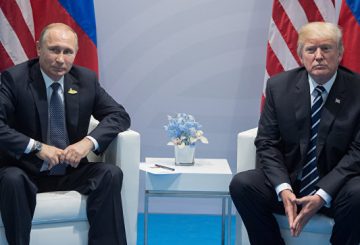 СМИ: Путин и Трамп 40 минут обсуждали «вмешательство России в выборы»