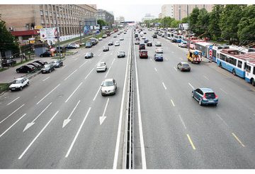 В Москве перекрыли участки Театральной аллеи и Ленинградского проспекта
