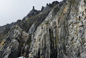 Тренинги для будущих губернаторов с прыжками со скалы станут регулярными