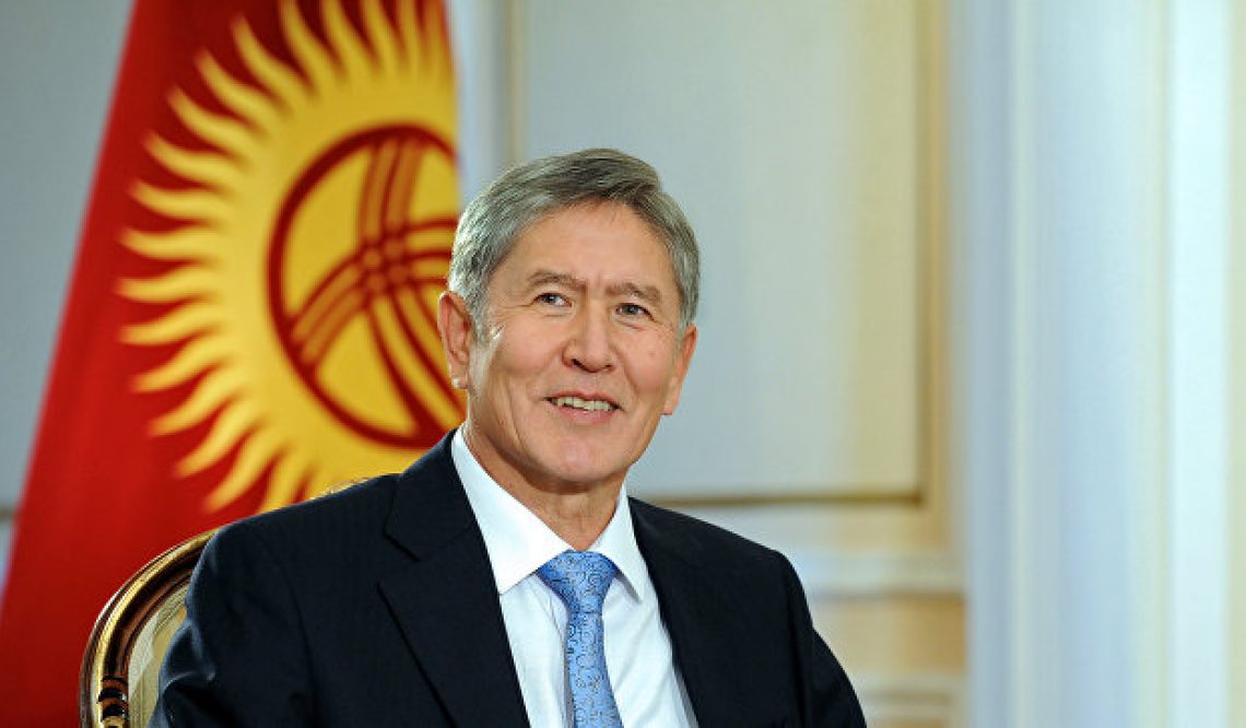 Экс-президент Киргизии Атамбаев выпустил клип на свою песню «Осенний вальс»