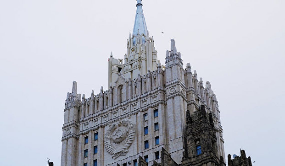 Встреча Лаврова и Зарифа прорабатывается, заявили в МИД России