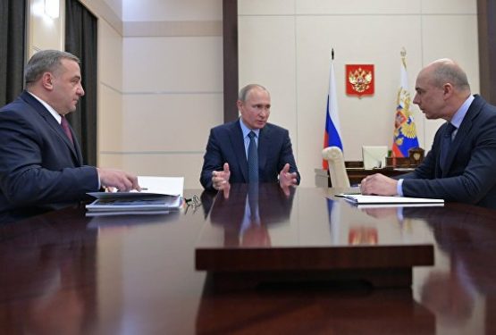 Путин обсудил с Силуановым и Пучковым госпрограмму вооружений