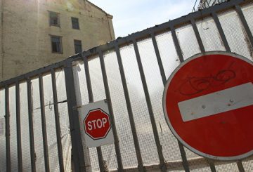 В Москве на Трубной улице перекрыто движение