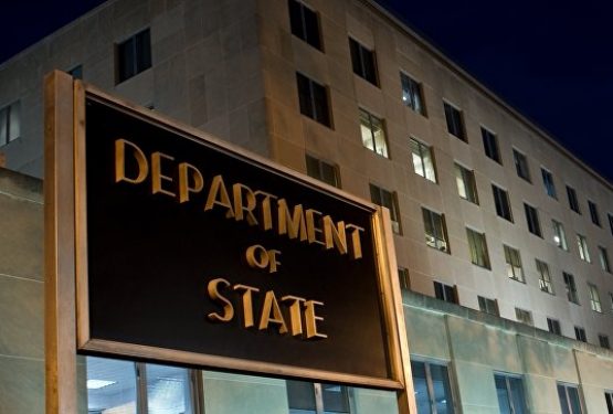 Госдеп обсуждает с Россией возможный запрет на пролет американских лайнеров