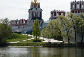 В Москве началась сезонная проверка и чистка водоемов