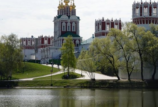 В Москве началась сезонная проверка и чистка водоемов