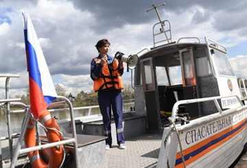 Под Челябинском после ЧП с лодкой спасатели нашли утонувшего мужчину
