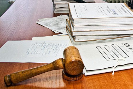 На Ямале рассмотрят дело экс-полицейского, закопавшего в сугробе мужчину