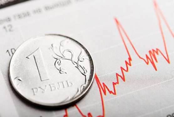 Рубль перешел к росту против доллара и евро во время выступления Путина