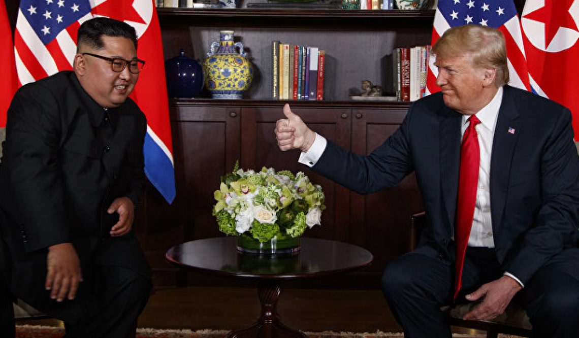 Трамп заявил, что они с Ким Чен Ыном «влюбились друг в друга»