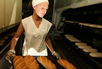 В регионах производители хлеба увеличили отпускные цены, сообщили СМИ