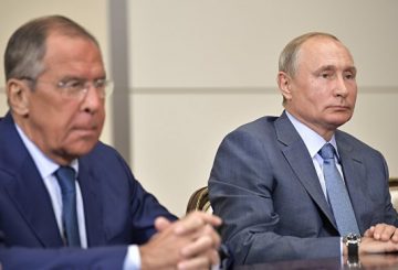 Путин и Лавров выступят на Всемирном конгрессе российских соотечественников